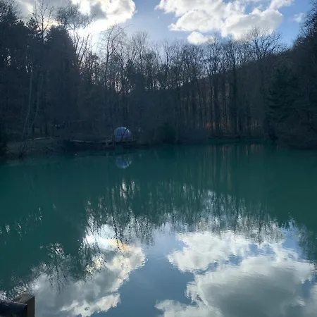 Domaine De L'étang Du Tom Et Sa Bulle Tente de luxe *